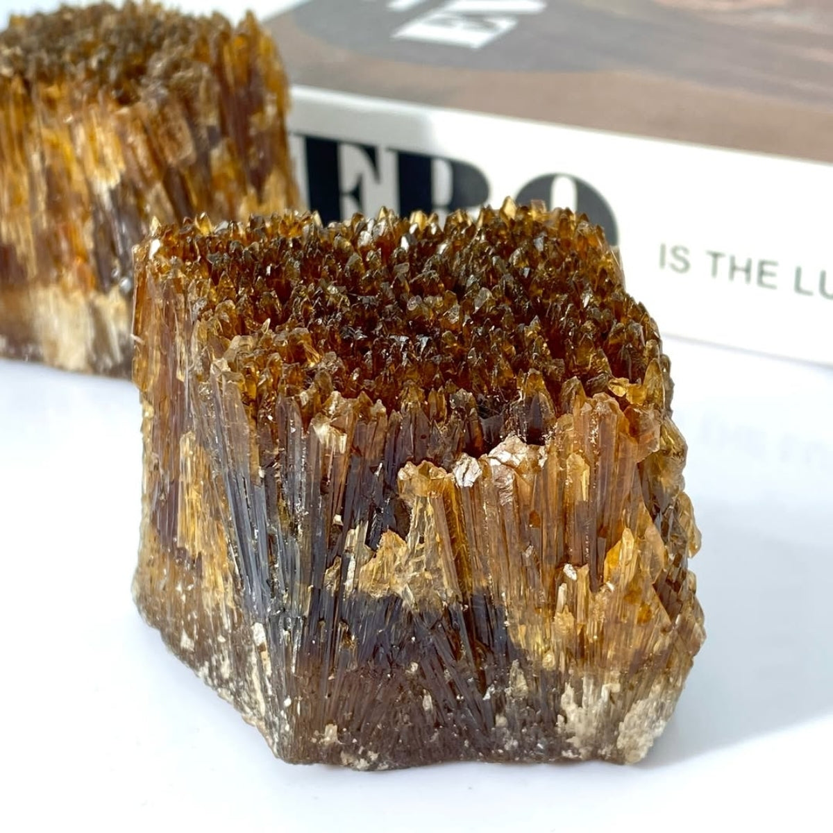 Polished Natural Crystal Mineral Specimen Raw Stone Amber Calcite for Decor