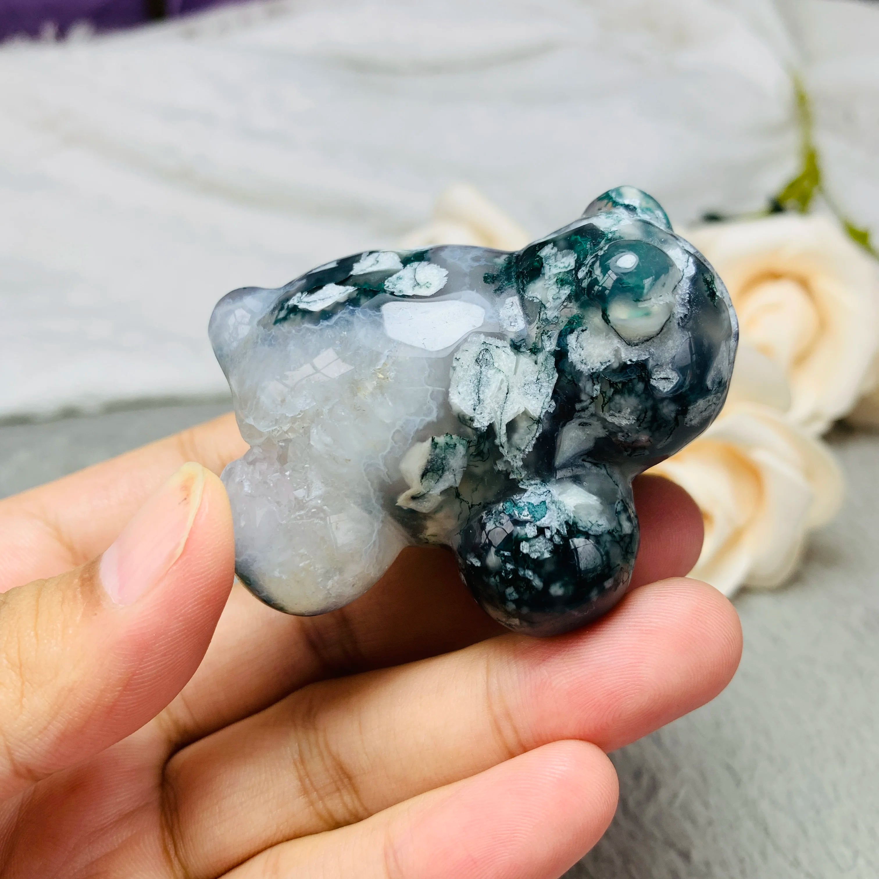 Natural Crystal Stone Hand Carved Cute Moss Agate Bear Dream Amethyst Bear Carving