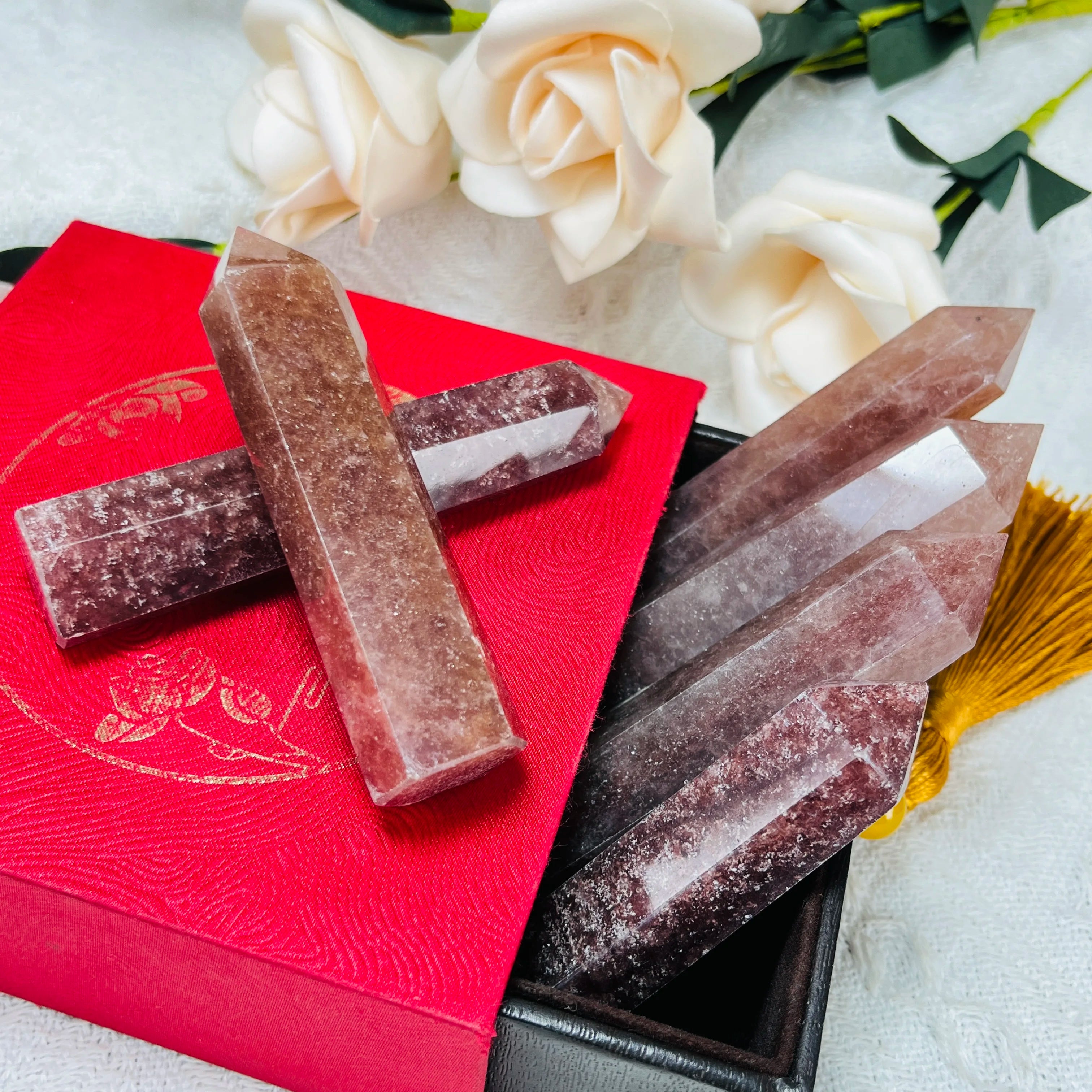 Natural Crystal Point Strawberry Quartz Tower Craft for Decorative Gift