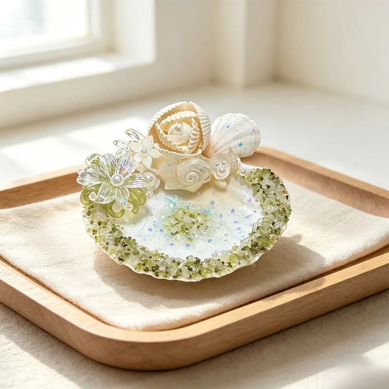 Handmade crystal chip shell trinket tray with shell accents