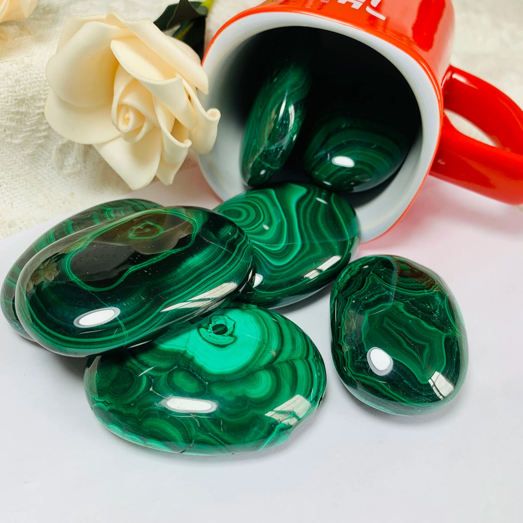 Natural Crystals Stone Malachite Palms for Decoration