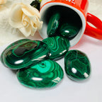 Natural Crystals Stone Malachite Palms for Decoration