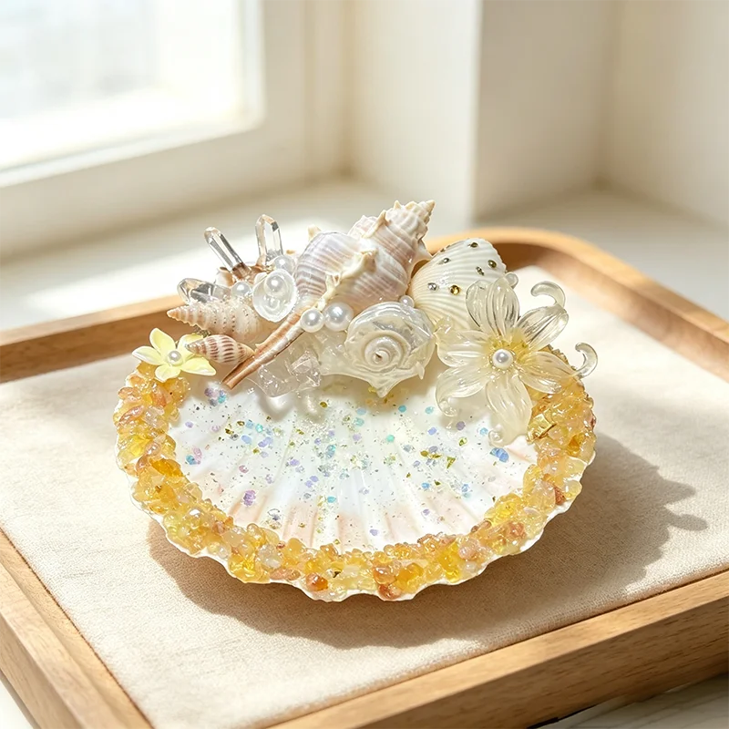 Handmade crystal chip shell trinket tray, yellow chip rim