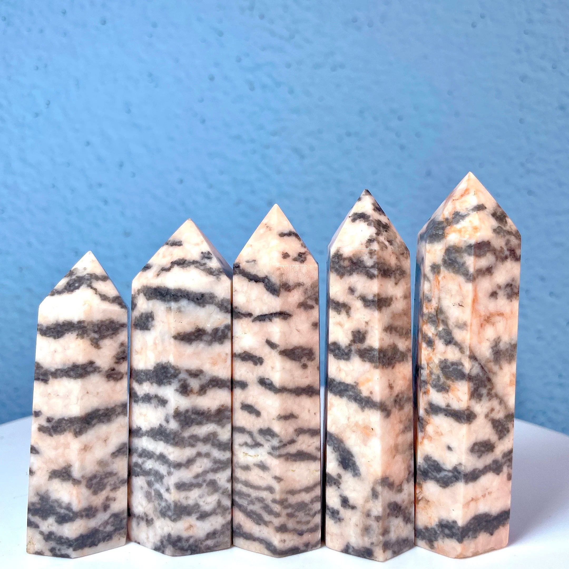 Natural Pink Zebra Jasper Towers, 1 kg Lot