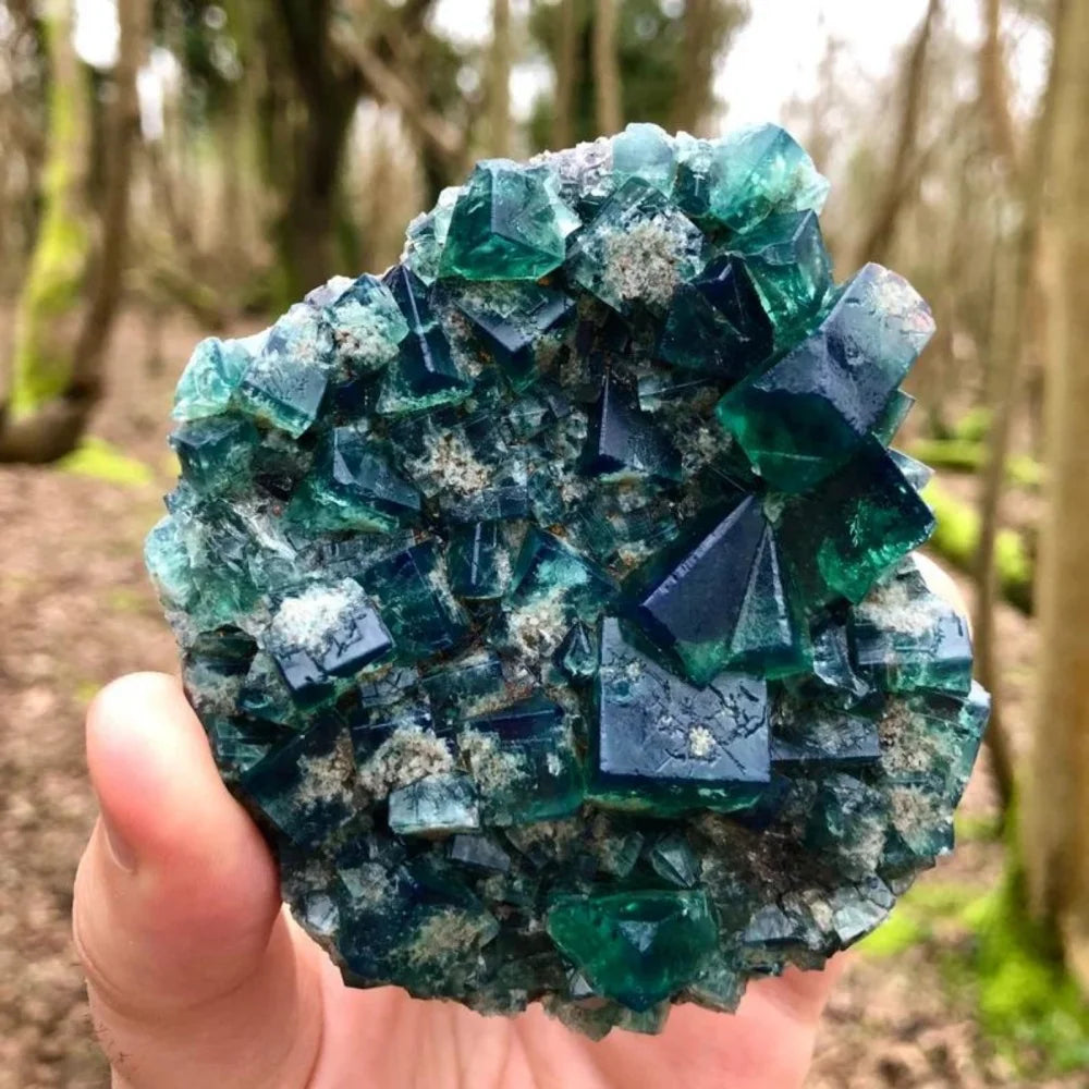 Crystal Stone Natural Green Fluorite Specimen for Gifts and Home Decoration