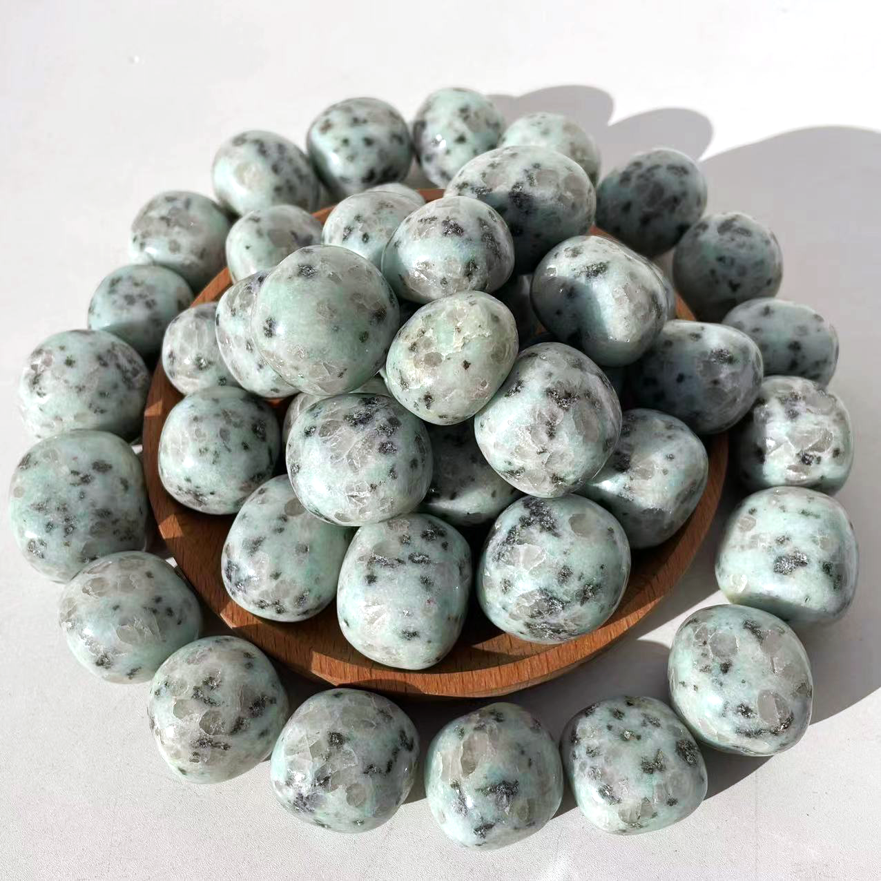 Natural Tumbled Crystal Stones — 100g Bag — Kivi jasper