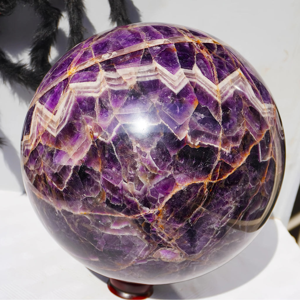 Crystal Natural Dream Amethyst Sphere Purple Chevron Amethyst Quartz Crystal Ball Dream Amethyst Sphere for Decor