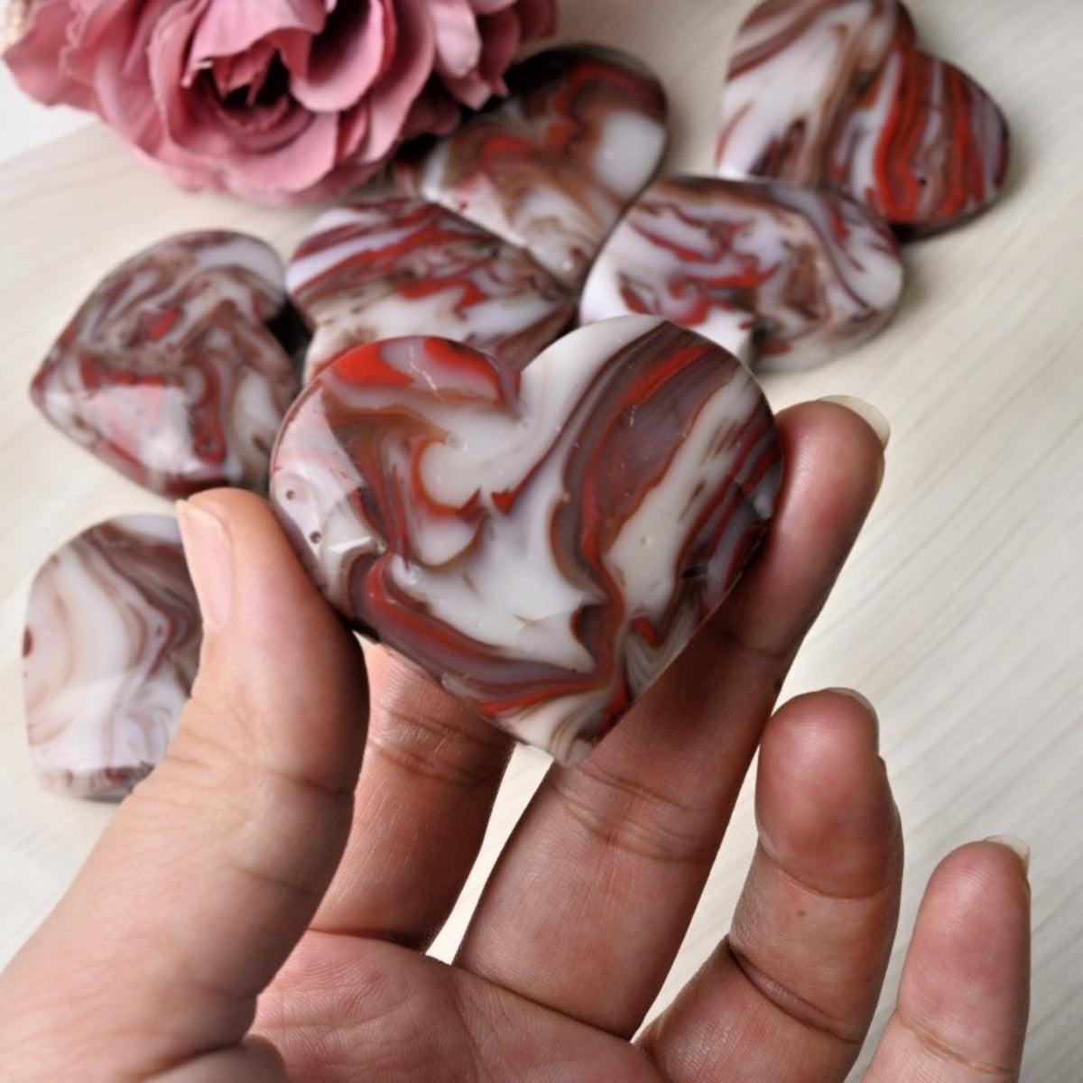 Natural Red Vein Agate Heart Natural Crystal Rough Stone for Gifts