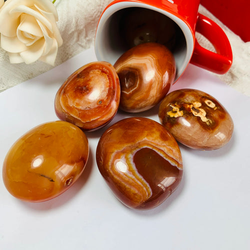 Hot-sale Crystal Polished Palms Stones Carnelian Palm for Power Decoration