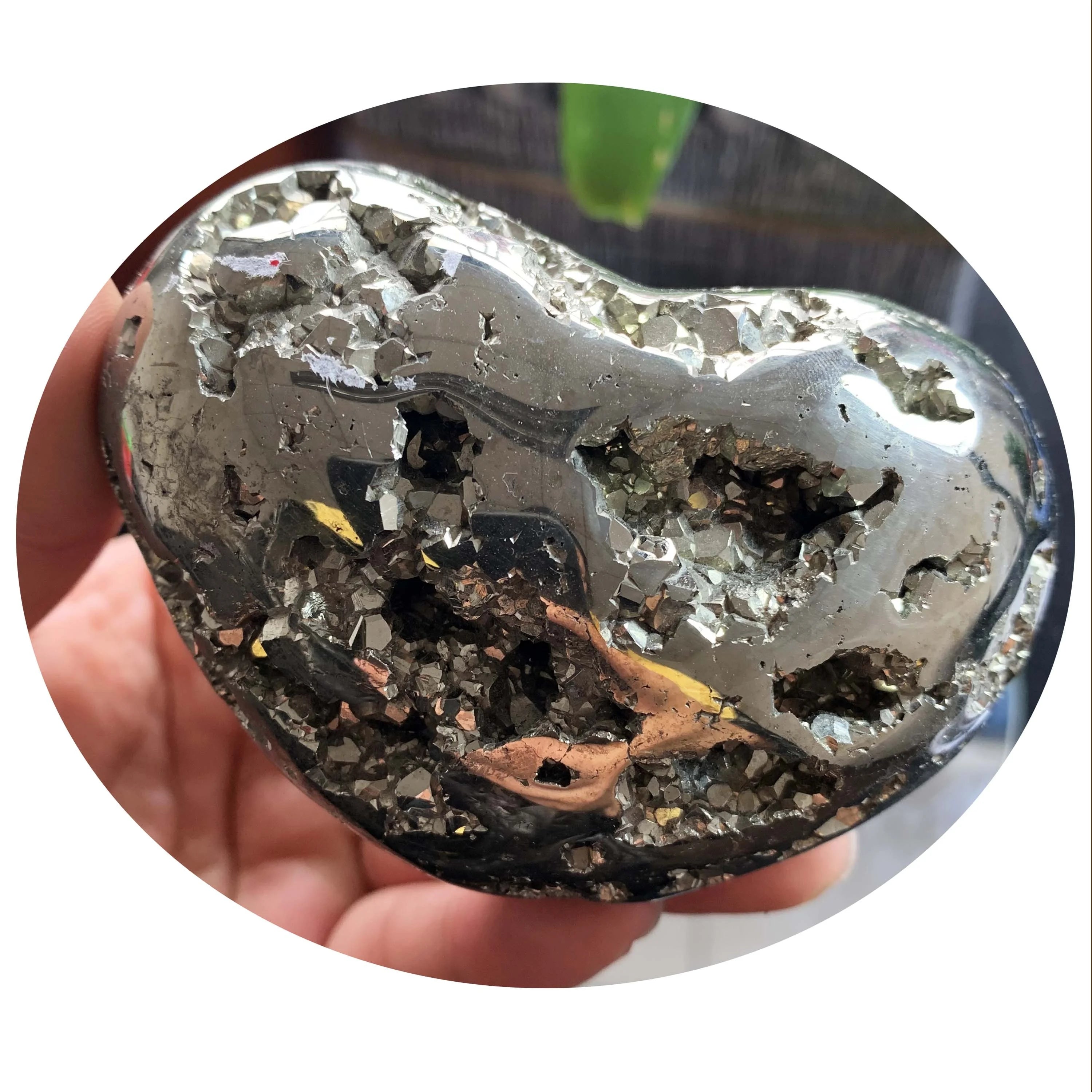Infrequent Natural Purities Native Copper Ore Cu90% Mineral Specimen Heart for Crystal Decor