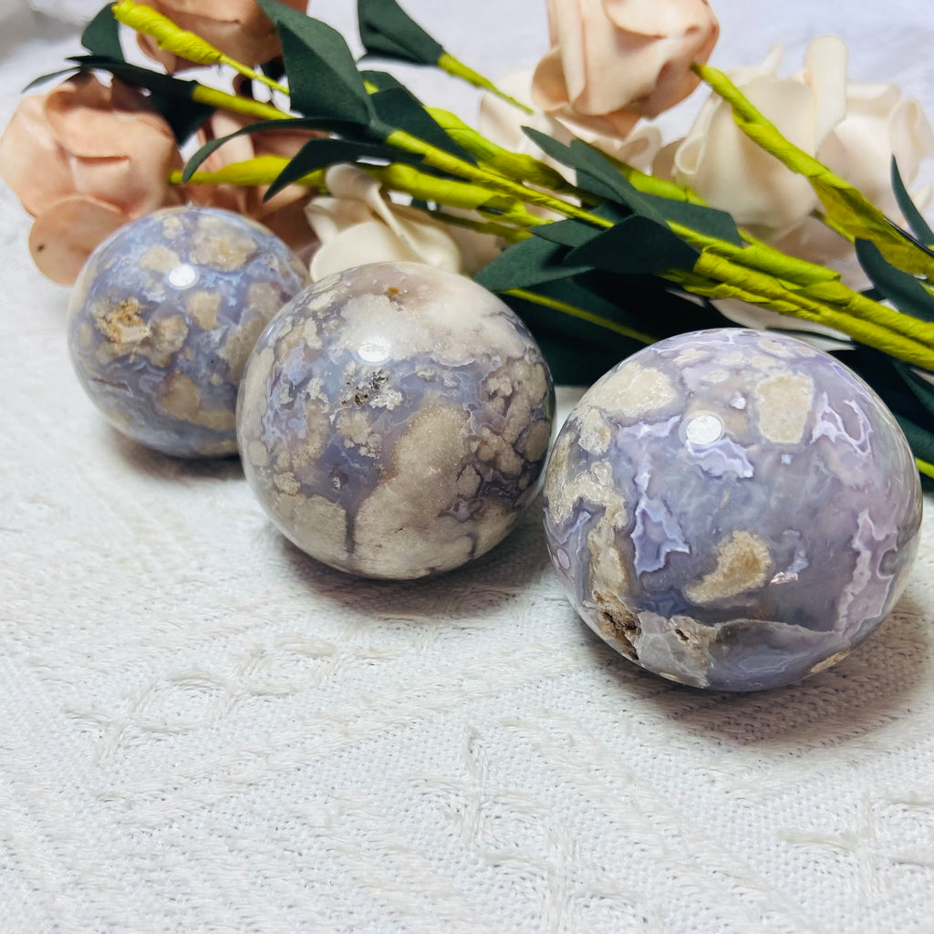Crystal Ball Crystals Stone Blue Flower Agate Sphere for Home Decor
