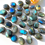 Natural Strong Flash Crystal Tumbled Labradorite Palm Stone for