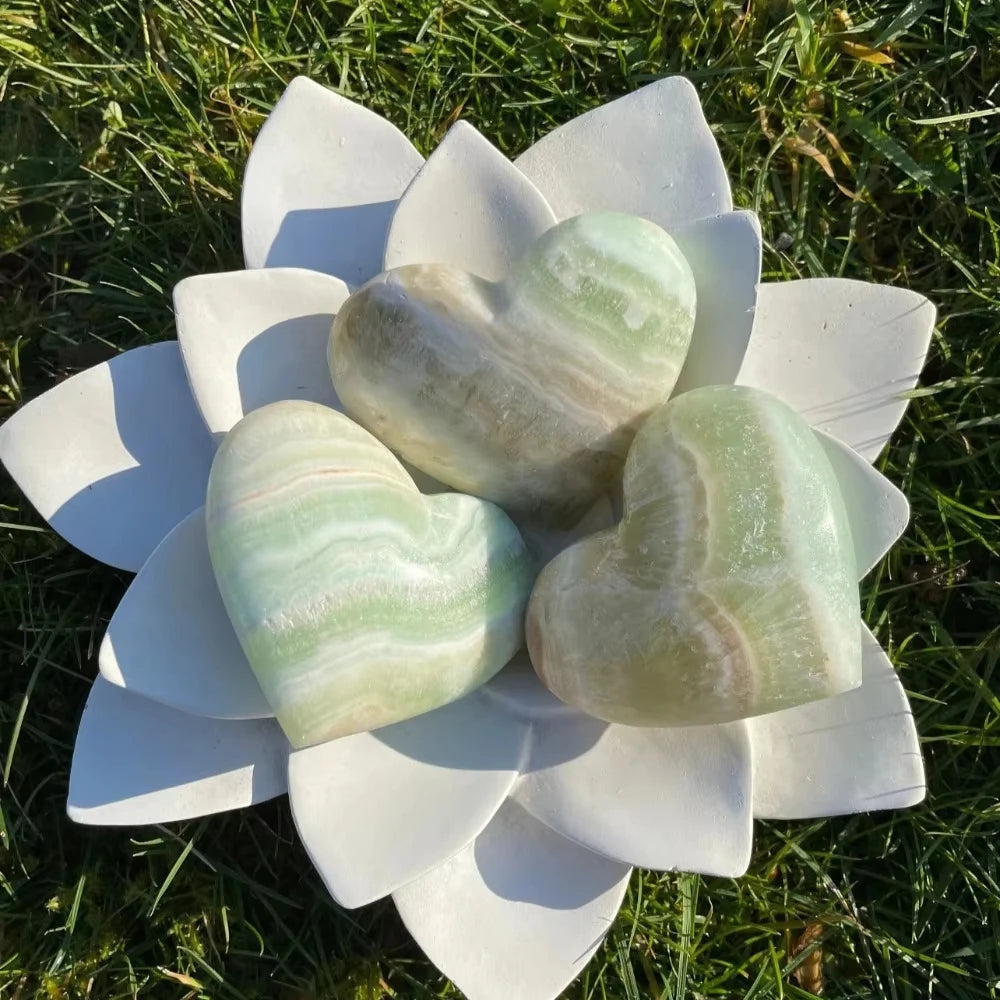 Natural Caribbean Calcite Heart Polished Caribbean Blue Calcite Heart Ornament for Home Desktop Decor Crystal Decor