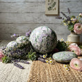Natural Crystal Stone Crystal Sphere Heart Plam Auspicious Jade Ball for Gifts Souvenirs