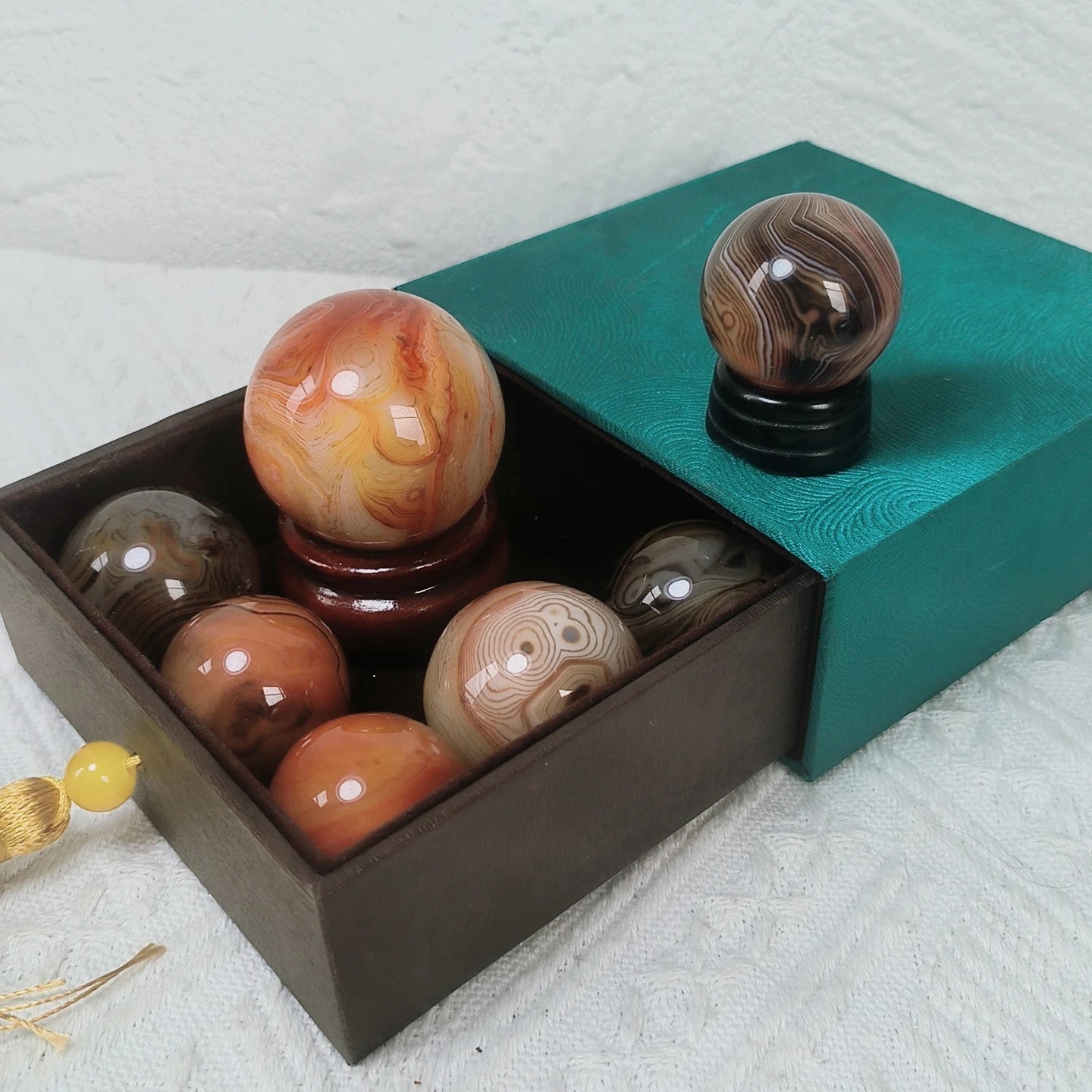 Natural Stone Crystal Colorful Small Sardonyx Sphere Agate Ball for Decoration