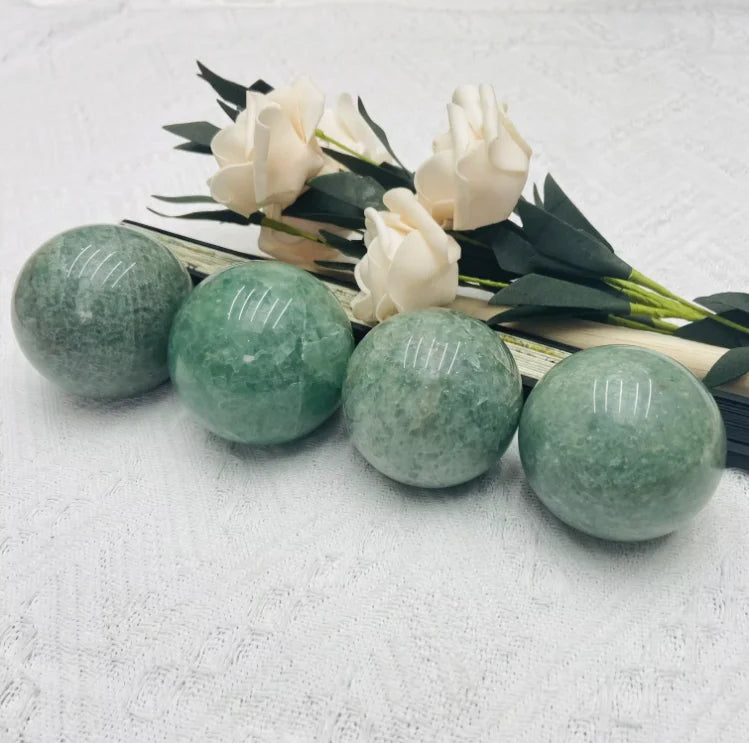 Natural Green Strawberry Quartz Sphere for Home Decoration