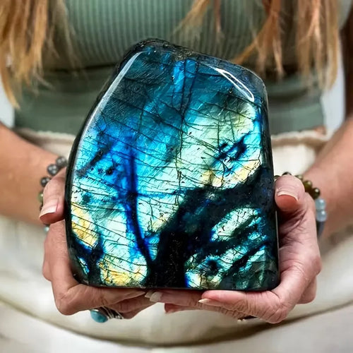 Natural Polished Crystal Crafts Blue Labradorite Freeform Stone Ornament for Decoration