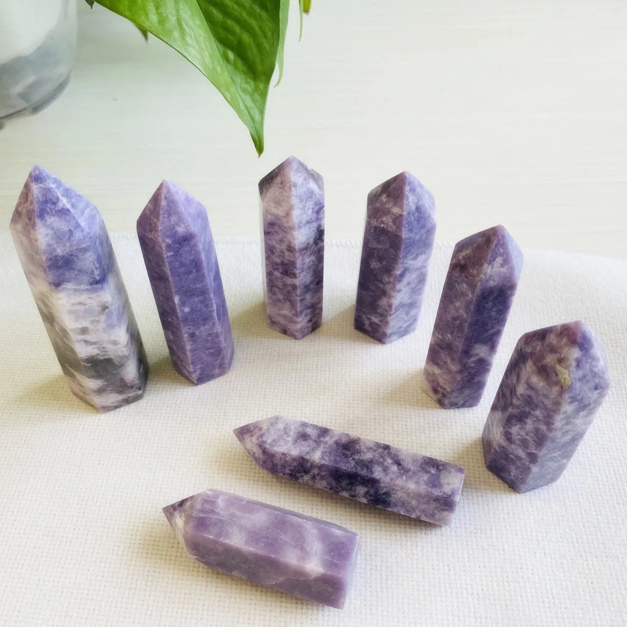 Natural Stone Lepidolite Point Purple Mica Crystal Tower for Home Gift Decoration