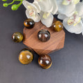Polished Natural Crystal Stone Tiger Eye Sphere for Home Decor