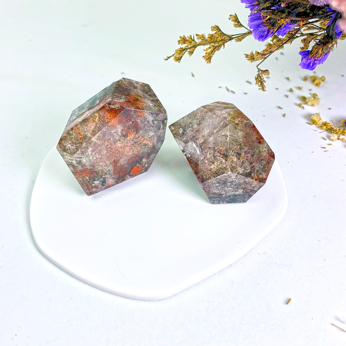 Garden quartz crystal freeform close-up