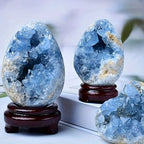 Blue celestite geode reference view